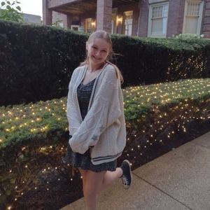 Meet your Posher, Jenna